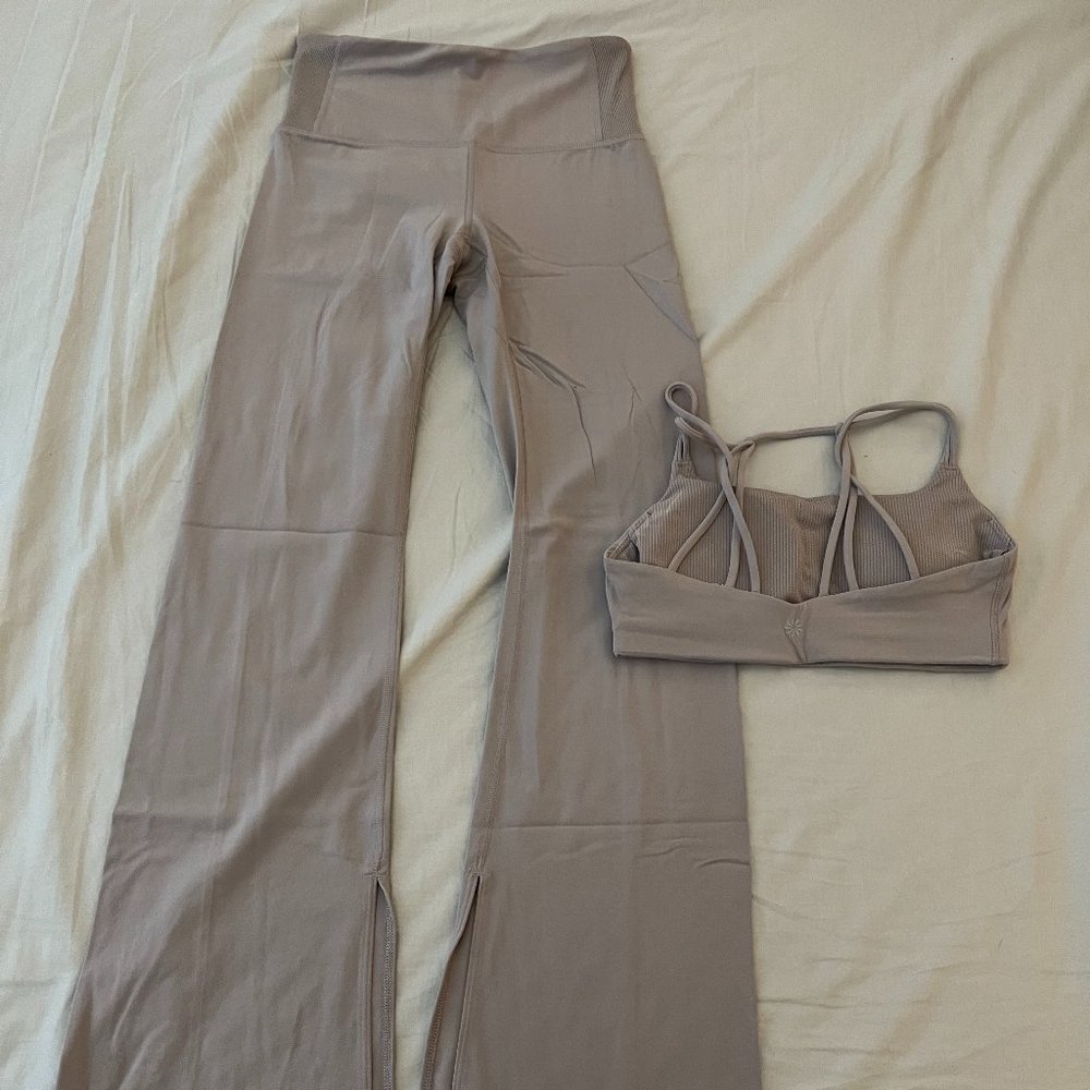 EUC - Athleta Lilac flare pants PETITE matching set!